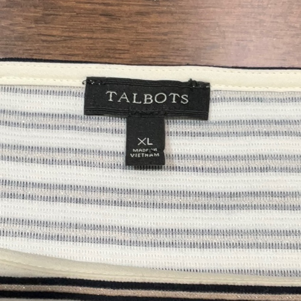Talbots Ruffle Sleeve Top, EUC - Picture 5 of 10